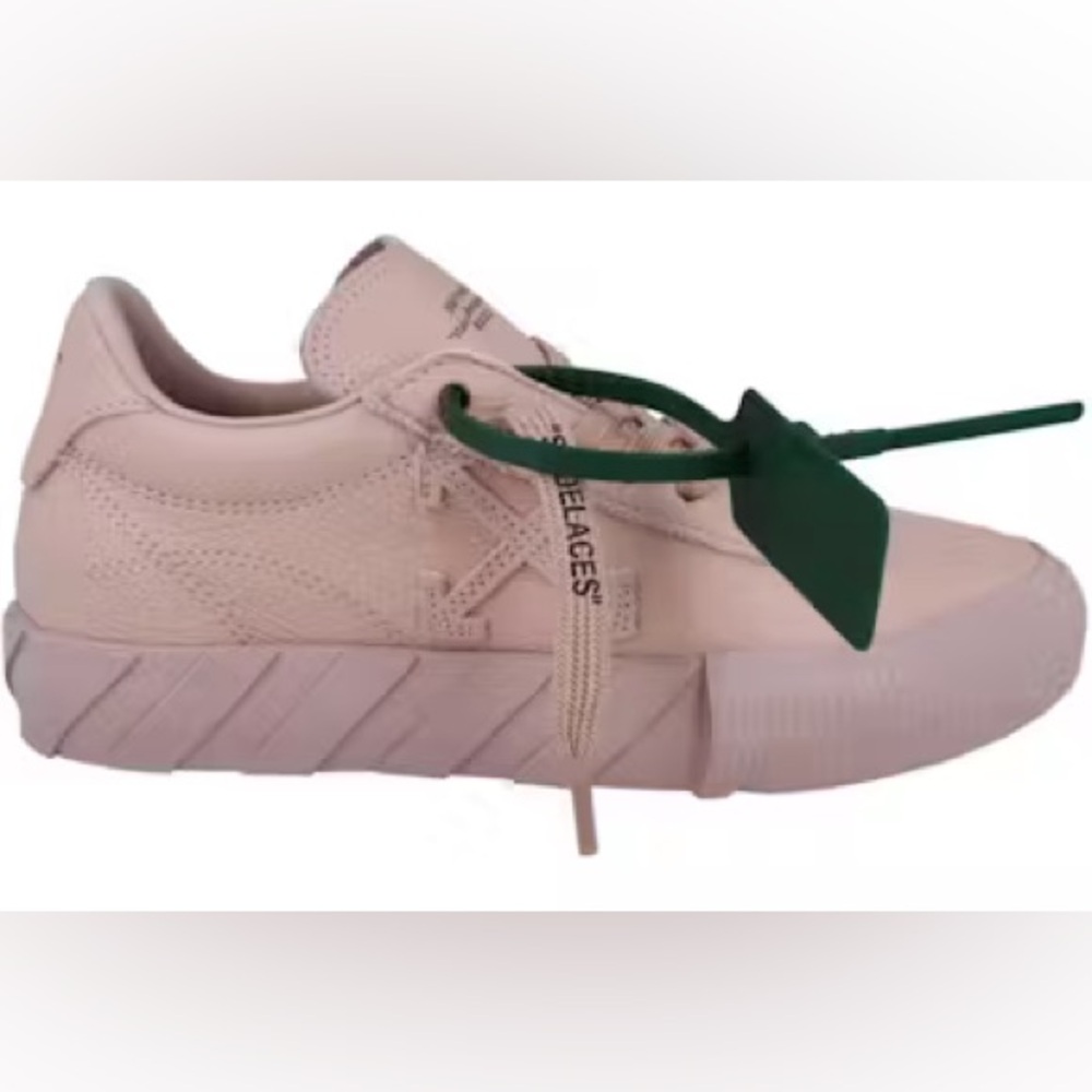Off-White Vulcanized Low Sneakers Women Size: 36| Rose Pink Leather